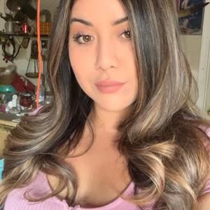 Meet your Posher, Marina